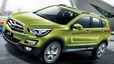 قیمت روز خودرو‌های سایپا و ایران خودرو چهارشنبه ۱۵ مرداد ۱۴۰۴