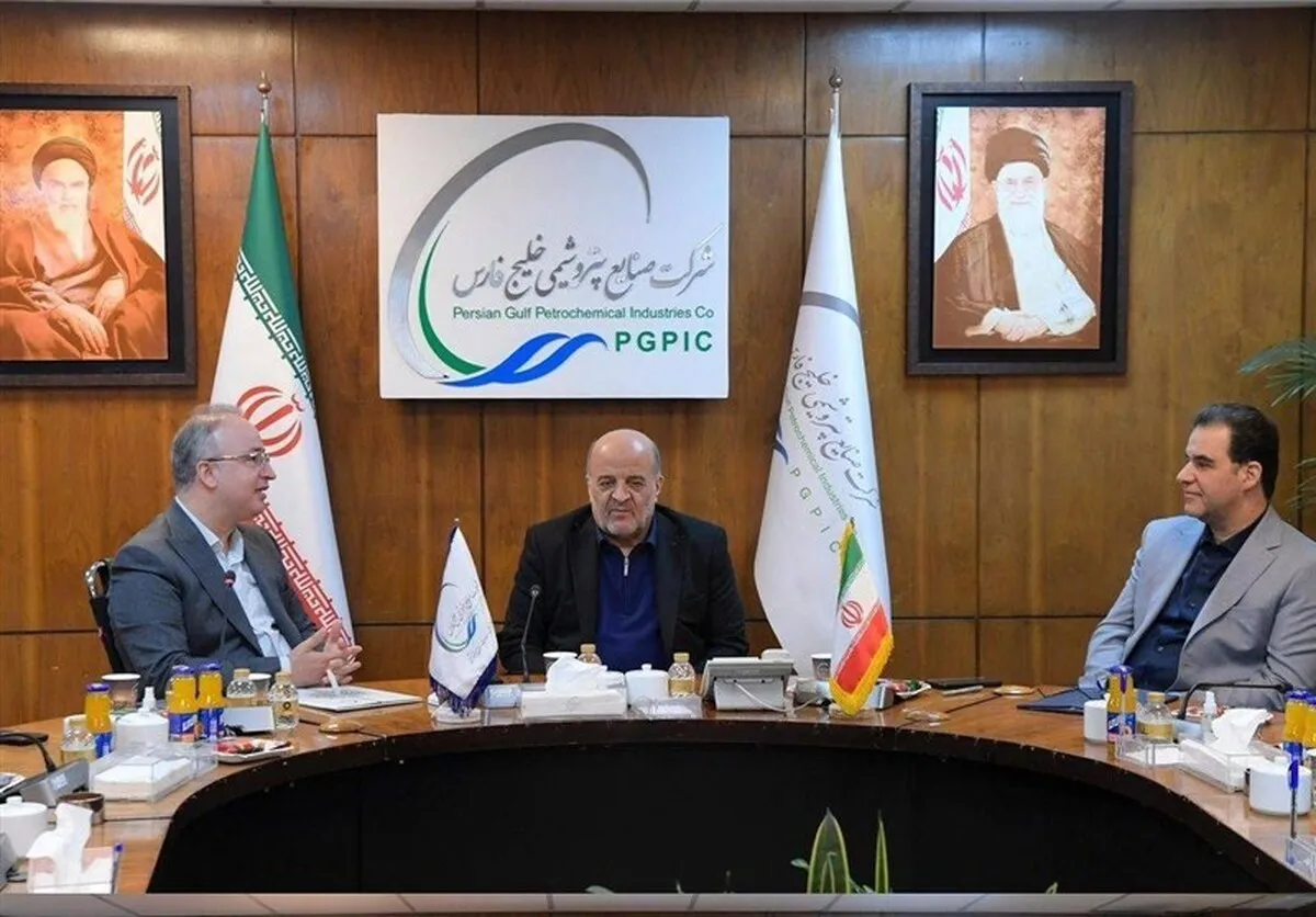 امضای قرارداد همکاری با موسسه فرهنگی، ورزشی و رفاهی کشتیرانی برای توسعه خدمات پتروکارت