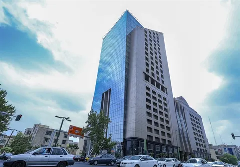 نحوه فعالیت بازار سرمایه از روز ۱۵ فروردین/تداوم توقف معاملات سهام