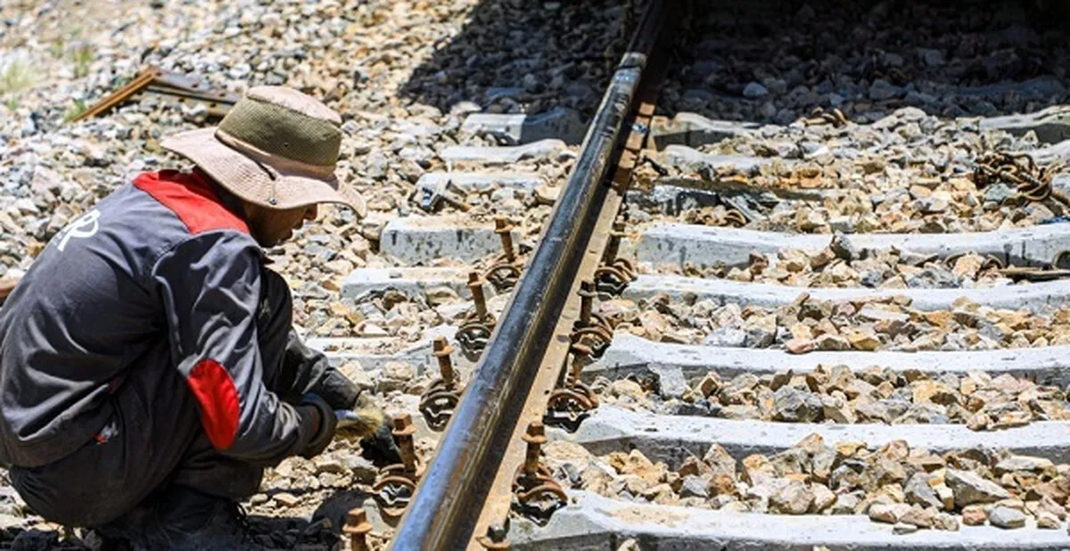 دستور وزیر راه و شهرسازی برای ارائه برنامه زمان‌بندی در اجرای راه‌آهن چابهار- زاهدان