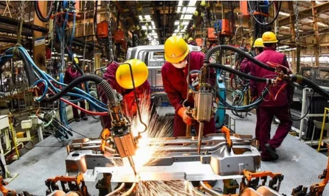 تأمین مواد اولیه واحد‌های تولیدی در کشور