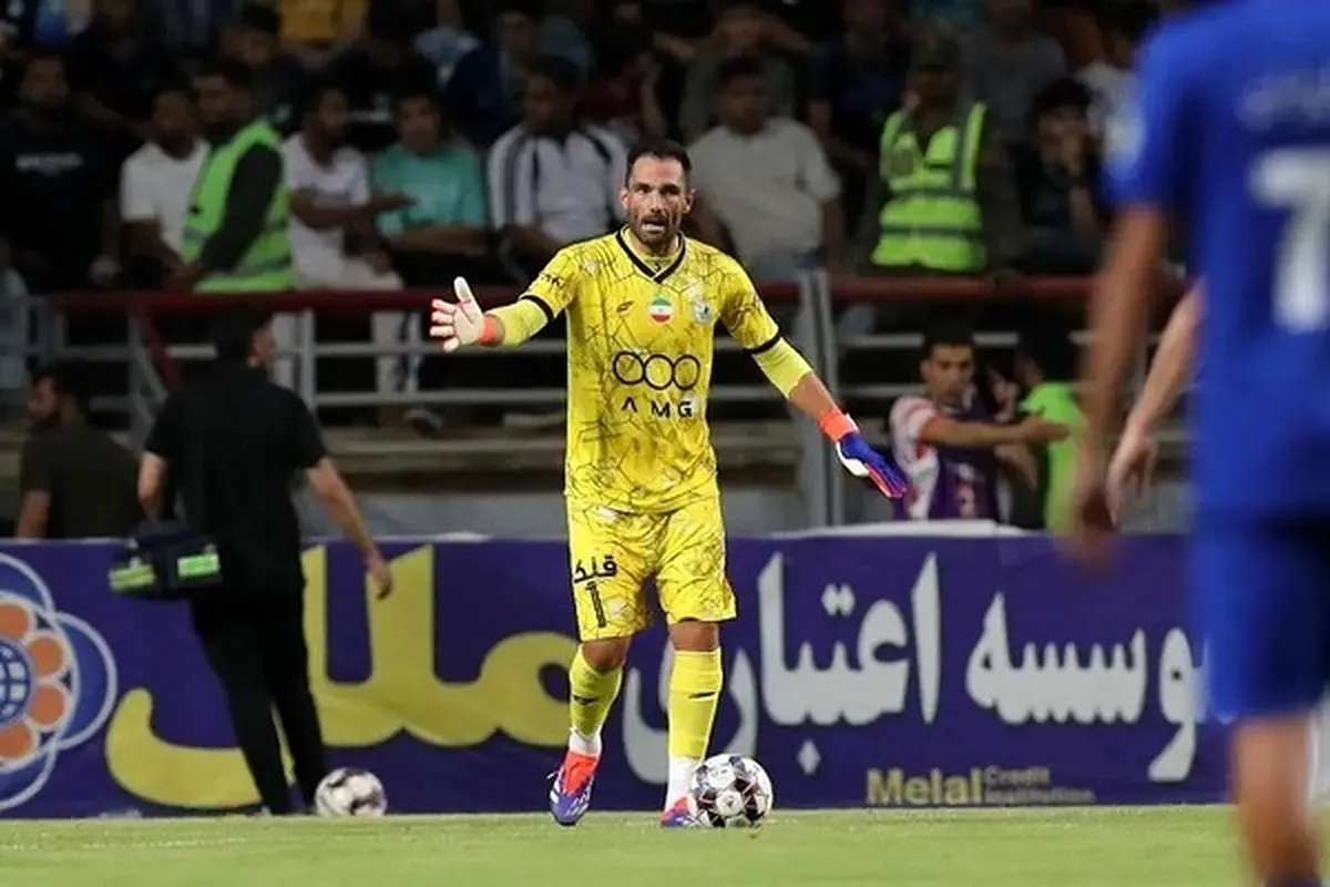 نقطه ضعف عجیب دروازه‌بان اسپانیایی استقلال