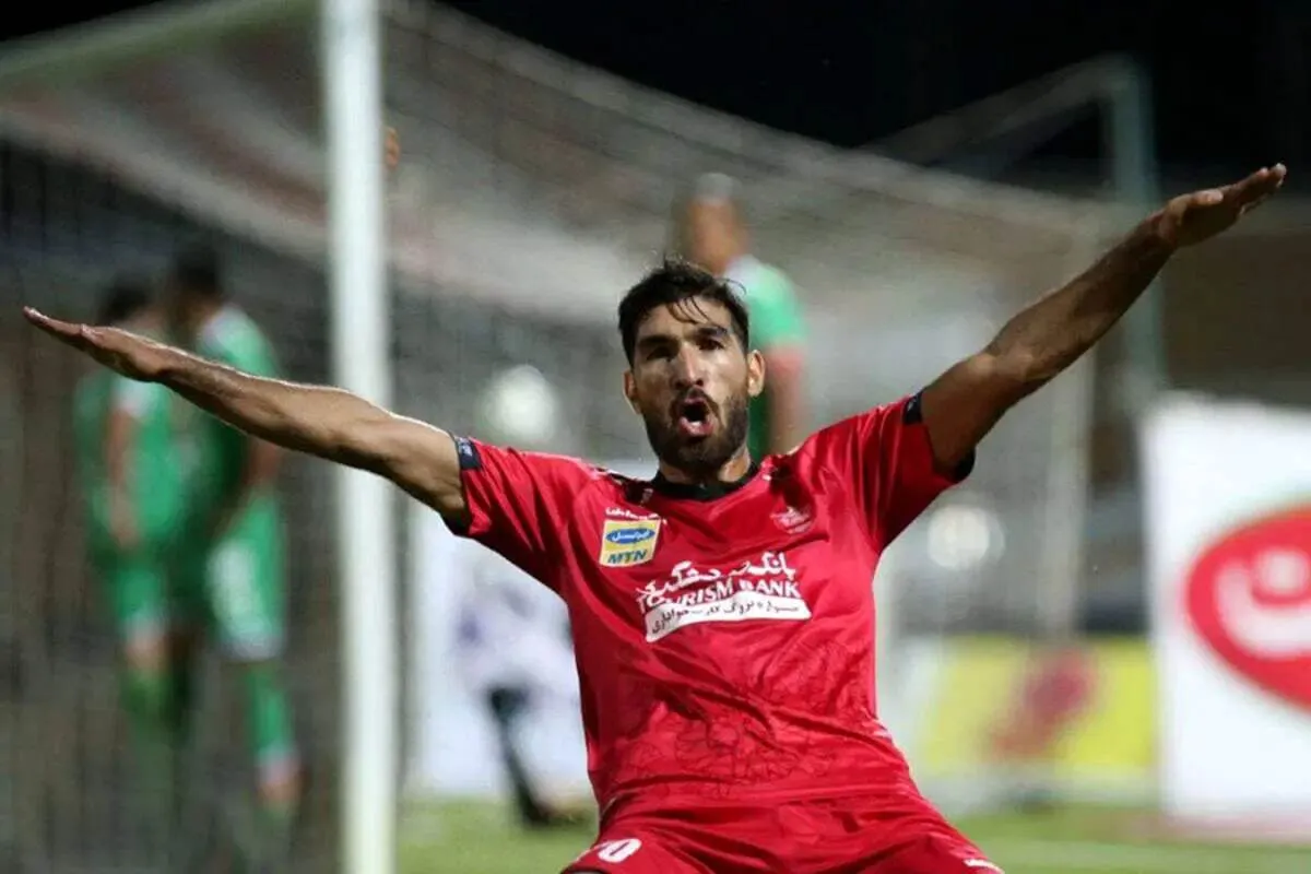 لژیونر سرشناس در سودای بازگشت؛ مهاجم جدید پرسپولیس از امارات می‌آید؟