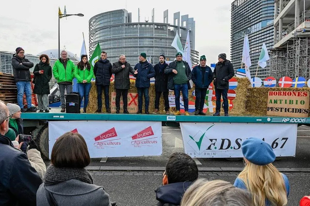 کشاورزان فرانسه علیه بی‌تدبیری دولت و تهدید حاکمیت غذایی