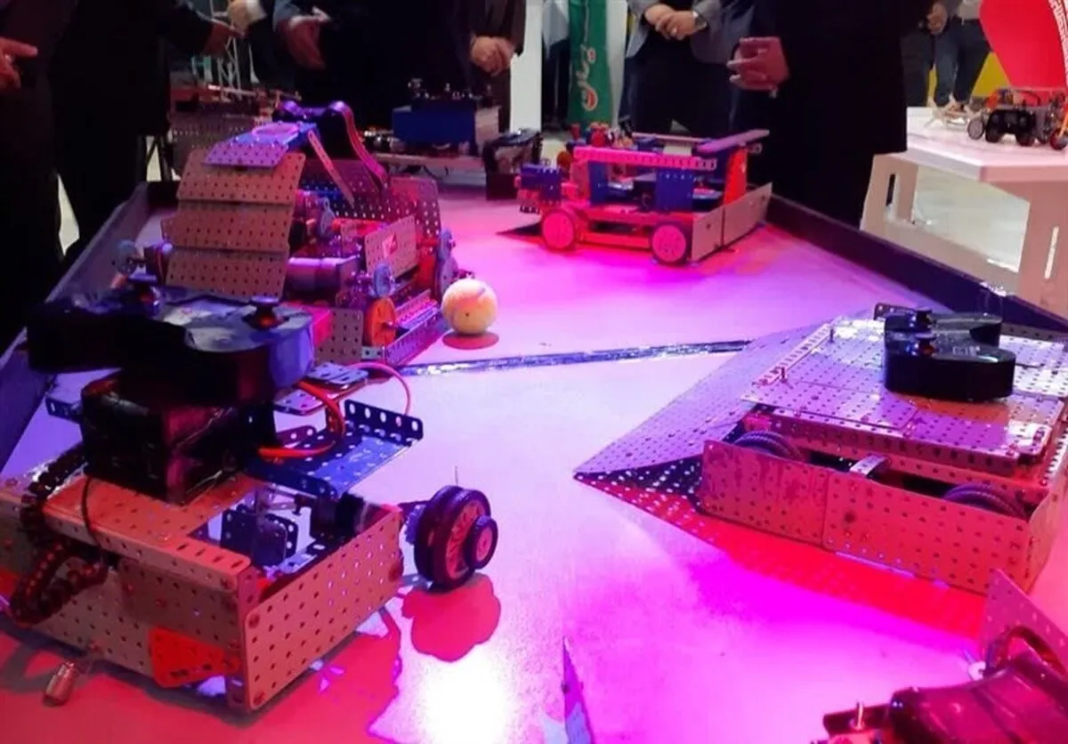 الکامپ به تعویق افتاد