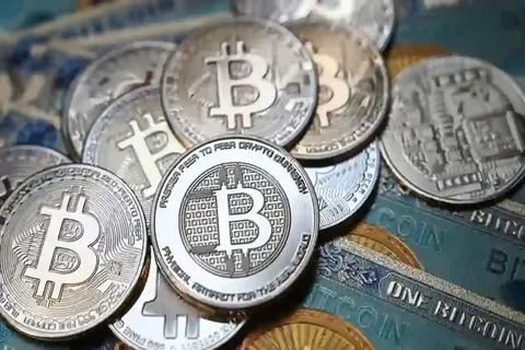 بیت‌کوین کانال ۷۹ هزار دلار را از دست داد