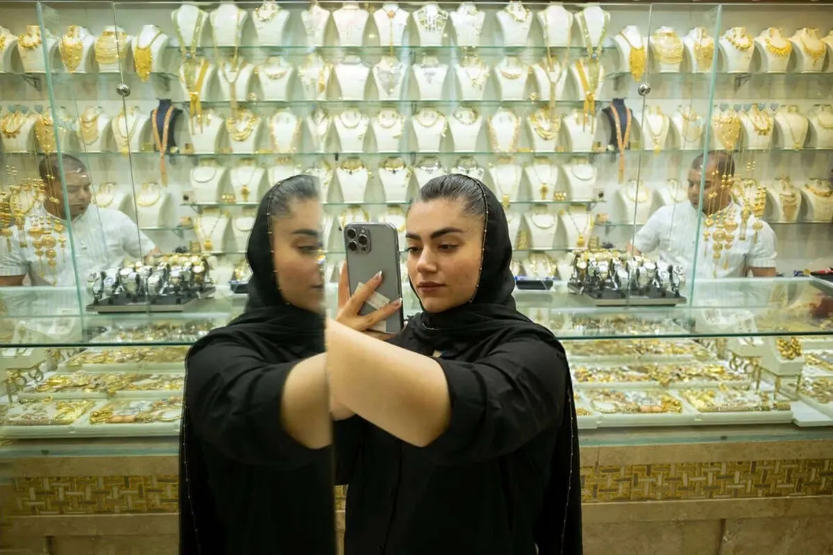 پیش‌بینی قیمت طلا