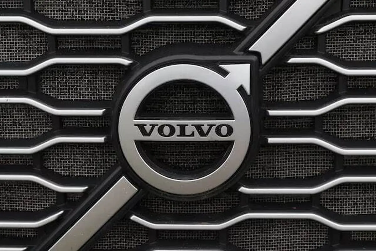 تعدیل ۸۰۰ نیروی کار در ولوو آمریکا با تعرفه‌های ترامپ