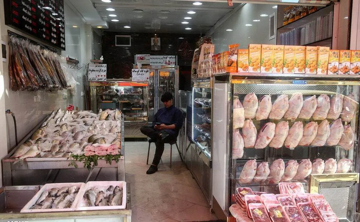 تعلل وزیر کشاورزی، فرصت کاهش قیمت محصولات پروتئینی را از بین برد