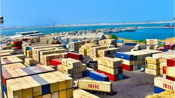 مناطق آزاد خط مقدم تامین کالای اساسی کشور