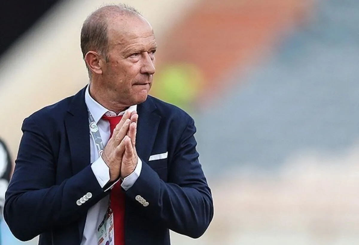 اوسمار فعلاً بلاتکلیف؛ پرسپولیس به سراغ یک مربی قدیمی دیگر رفت