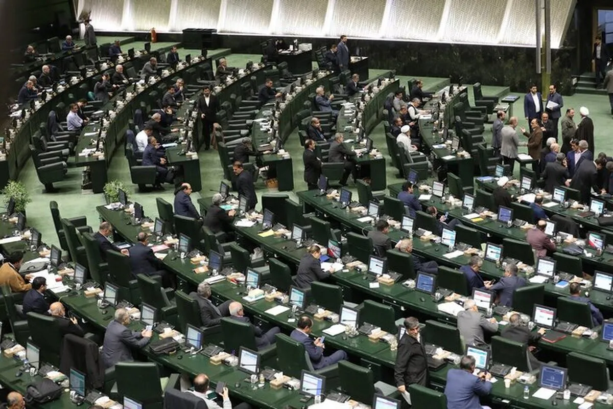 اخذ عوارض از گردشگران خارجی در سال آینده