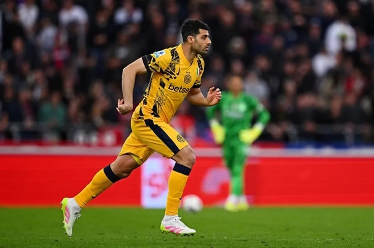 اهدای مدال نایب قهرمانی به مهدی طارمی + عکس و فیلم