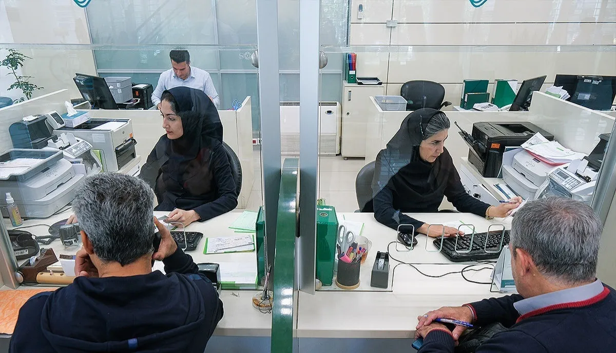 سازوکارهای کنترل بر مدیریت بحران در بانک‌های خصوصی 