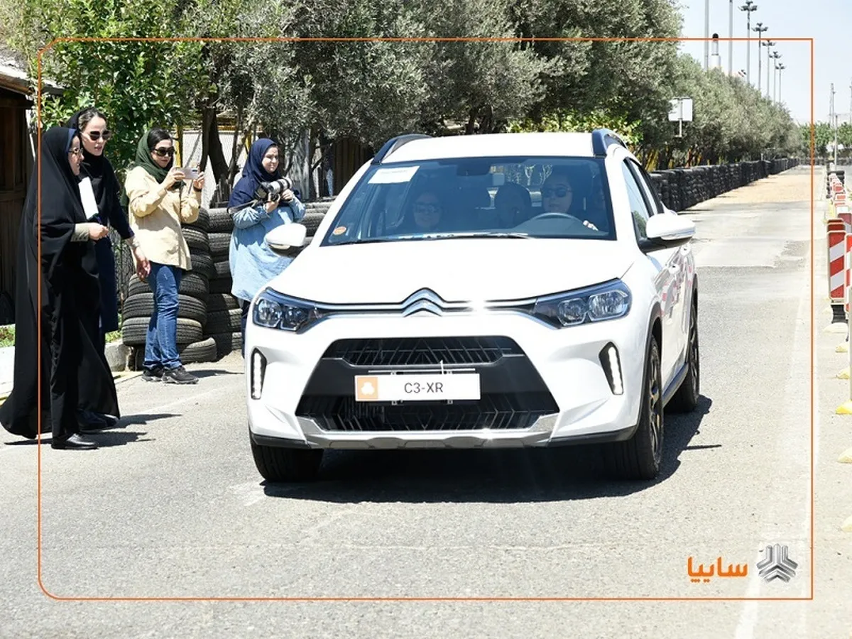 تست رانندگی اختصاصی سایپا ویژه بانوان خبرنگار با استقبال گسترده برگزار شد