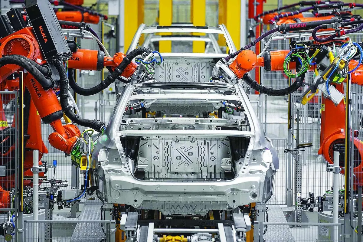 ضعف حکمرانی شرکتی پاشنه‌آشیل صنعت خودرو ایران