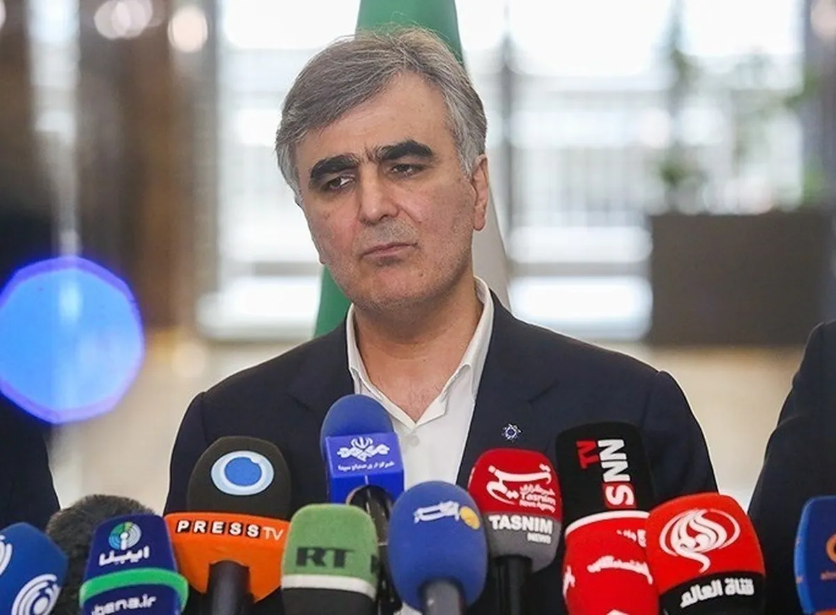 فرزین در واکنش به اسنپ‌بک: سیاست ارزی ثابت می‌ماند