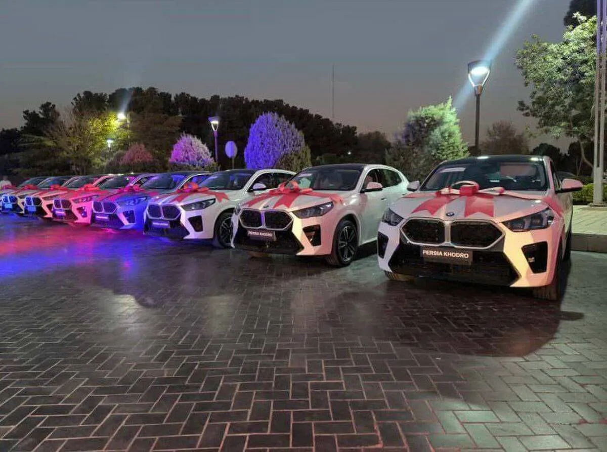 اولین سری از خودرو‌های سهمیه جانبازان تحویل داده شد