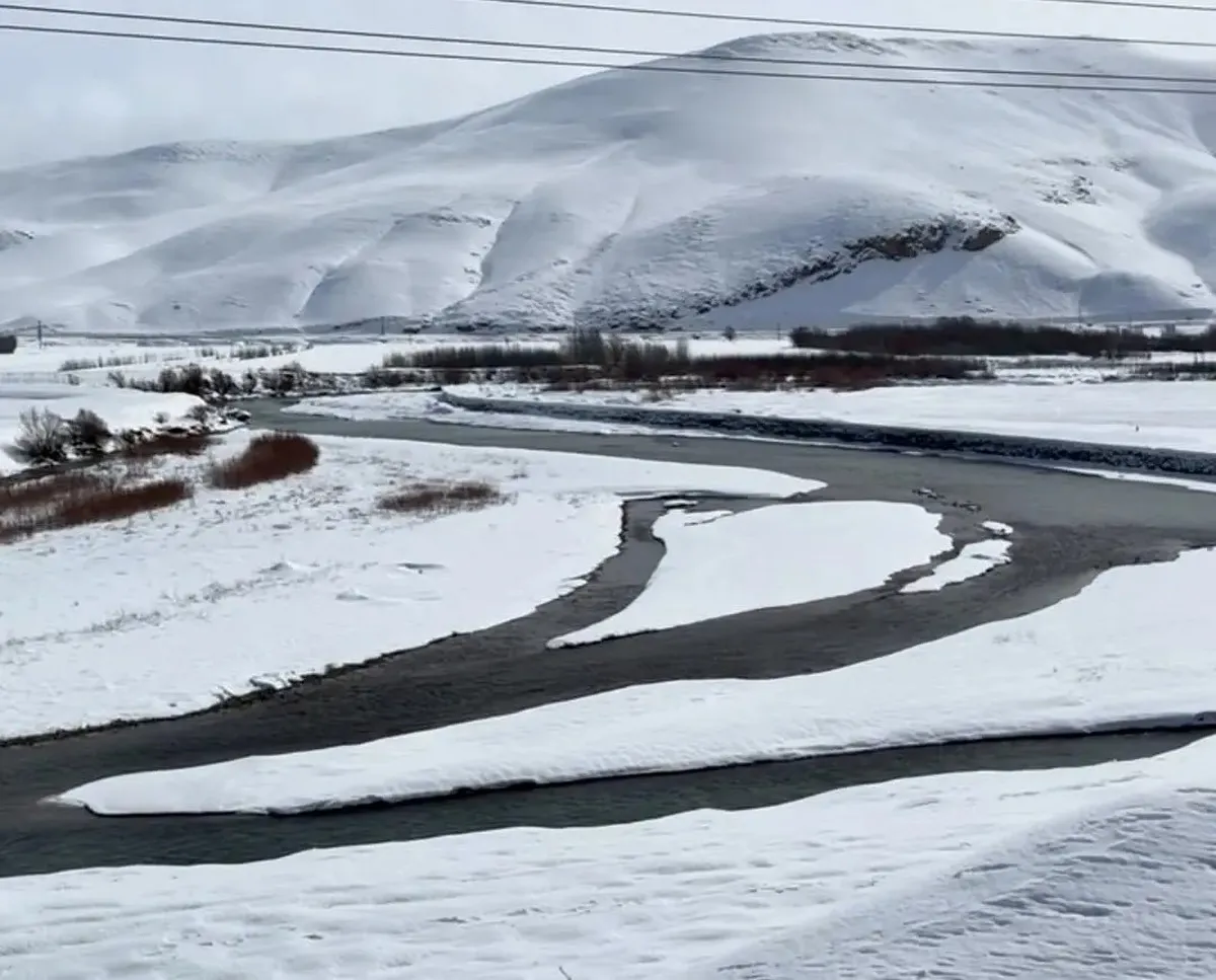 ارتفاع برف در این نقطه به ۶۰ سانتیمتر رسید