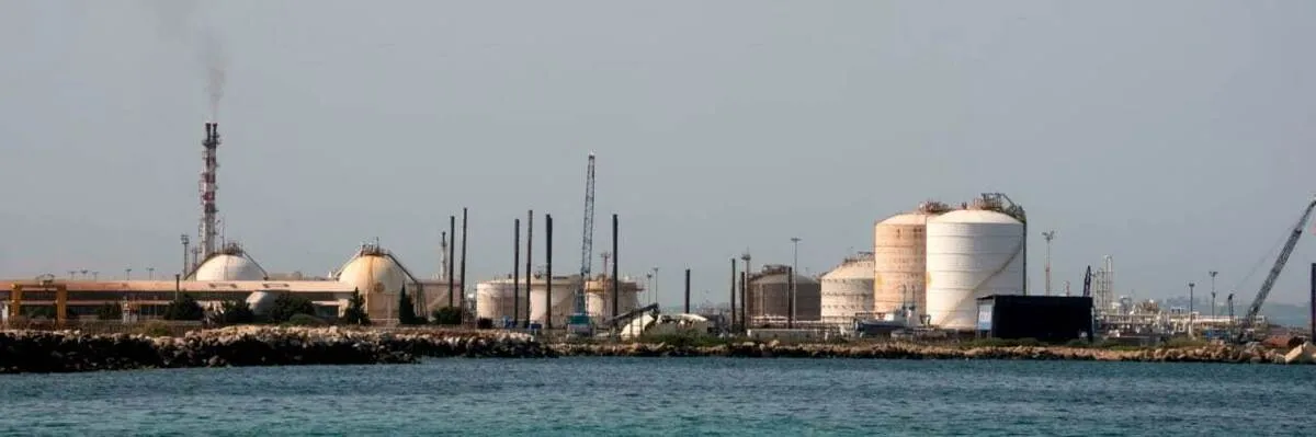 بحران در بزرگ‌ترین پالایشگاه ایتالیا پس از فروش به سرمایه‌گذاران جدید