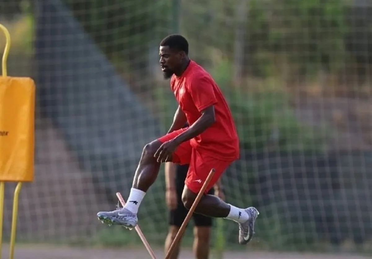 پرسپولیس شایعه عجیب درباره اوریه را تکذیب کرد