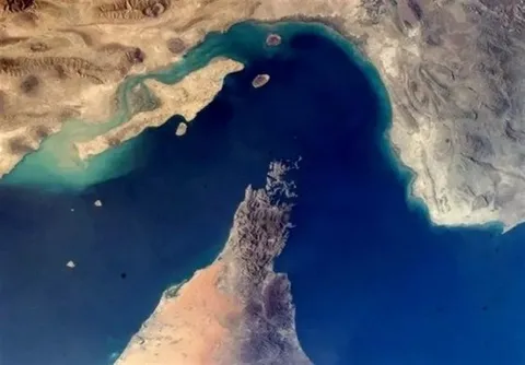 چه تعداد کشتی با اجازه ایران از تنگه هرمز عبور کرد؟