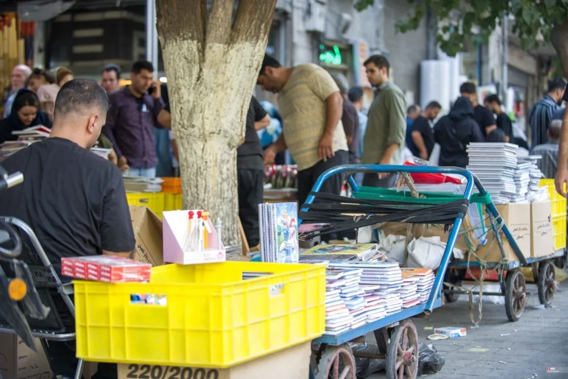 بازار لوازم تحریر در آستانه سال تحصیلی جدید