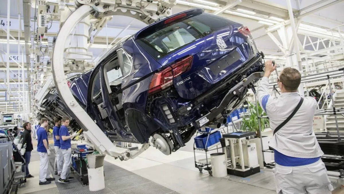 زنگ خطر برای خودروسازان آلمانی به صدا درآمد