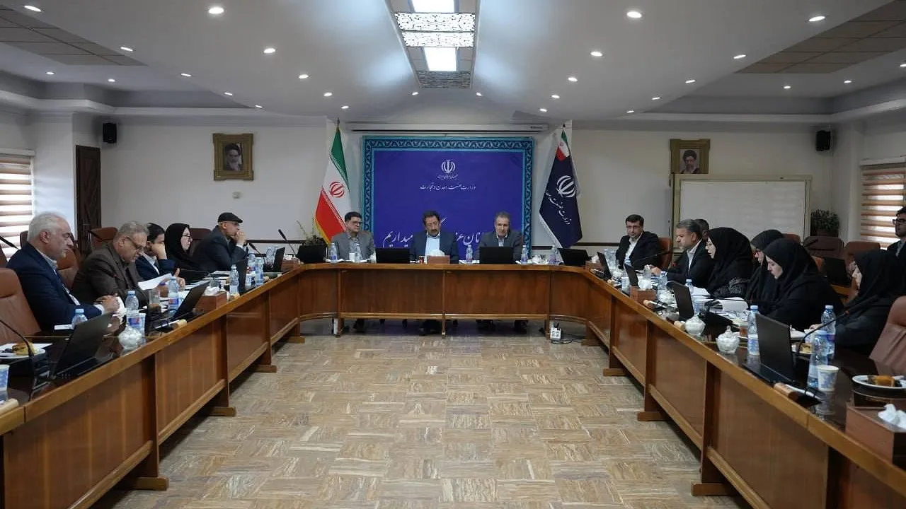 تاکید وزیر صمت بر پایداری اشتغال، حمایت از تولیدکنندگان و رصد مستمر بازار