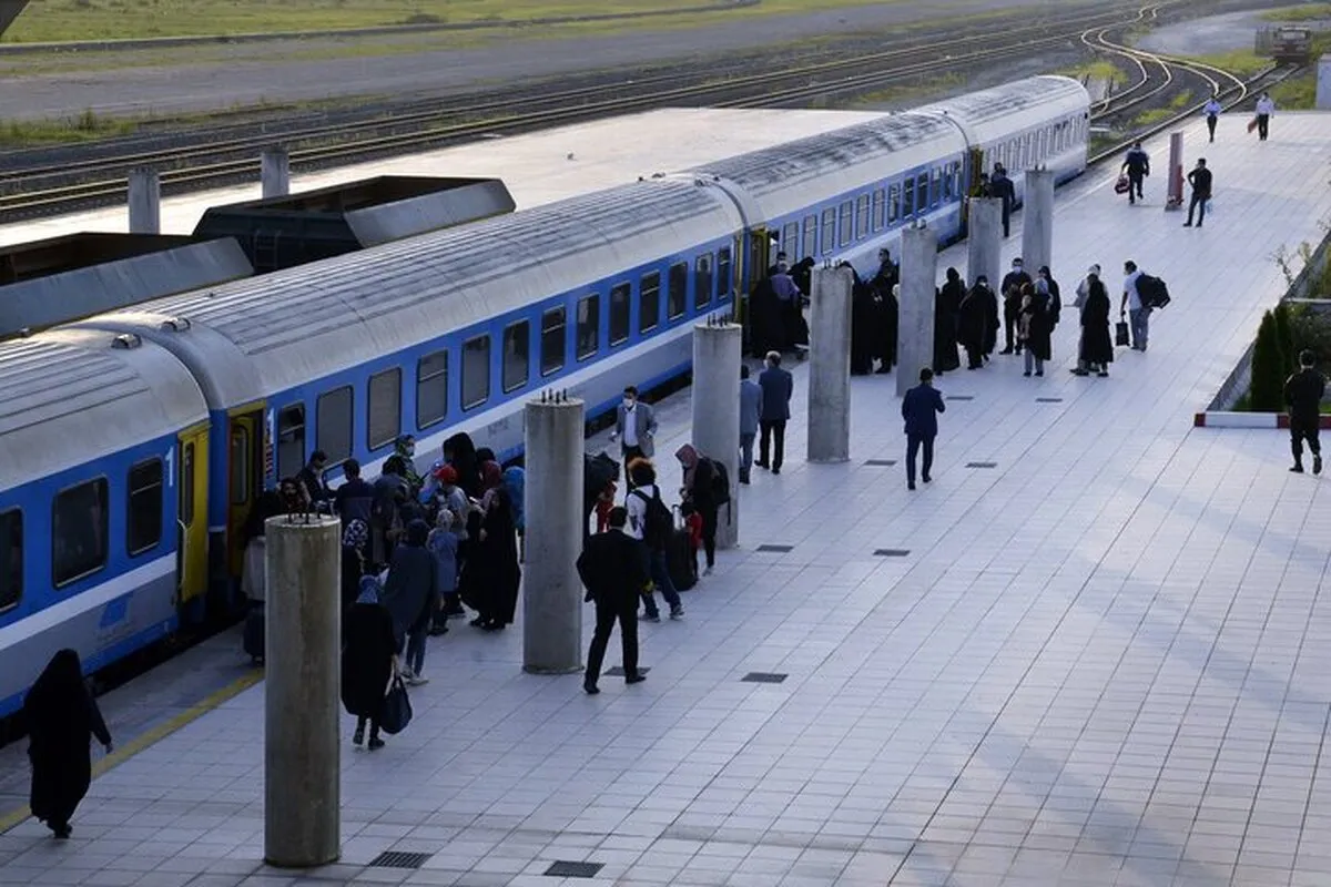 راه‌اندازی قطار ترکیبی تهران - کربلا در سال جاری