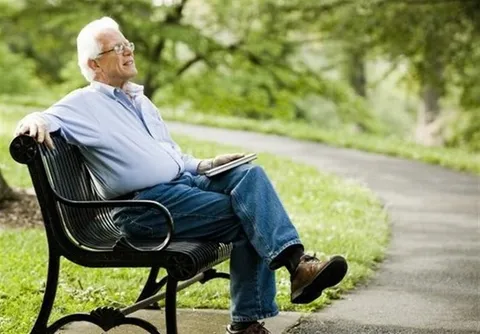 صالحی: بیمه تکمیلی برای بازنشستگان کارگری غیرقابل تحمل شد