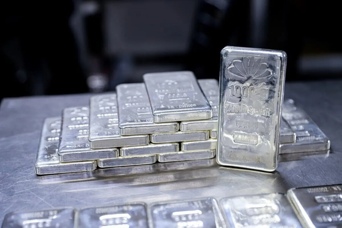 معامله ۹۶ کیلوگرم شمش نقره در بورس کالا