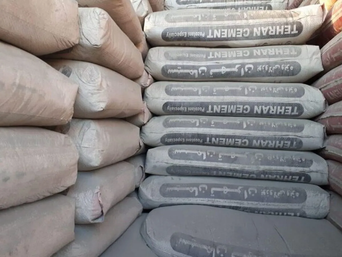 افزایش قیمت سیمان ربطی به قطع برق ندارد