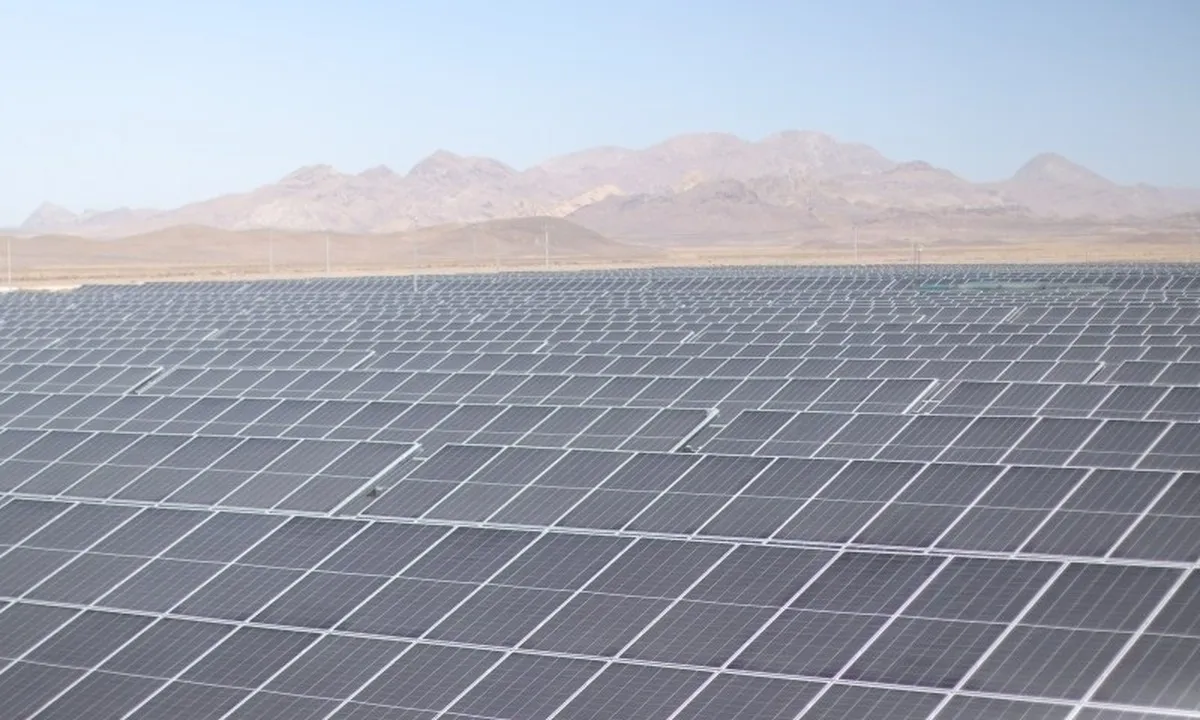 ۶۰۰ مگاوات نیروگاه خورشیدی تا پایان پیک وارد مدار می شود
