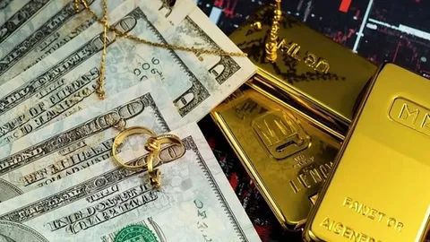 ادامه سقوط آزاد قیمت‌ها در بازار طلا، دلار و سکه