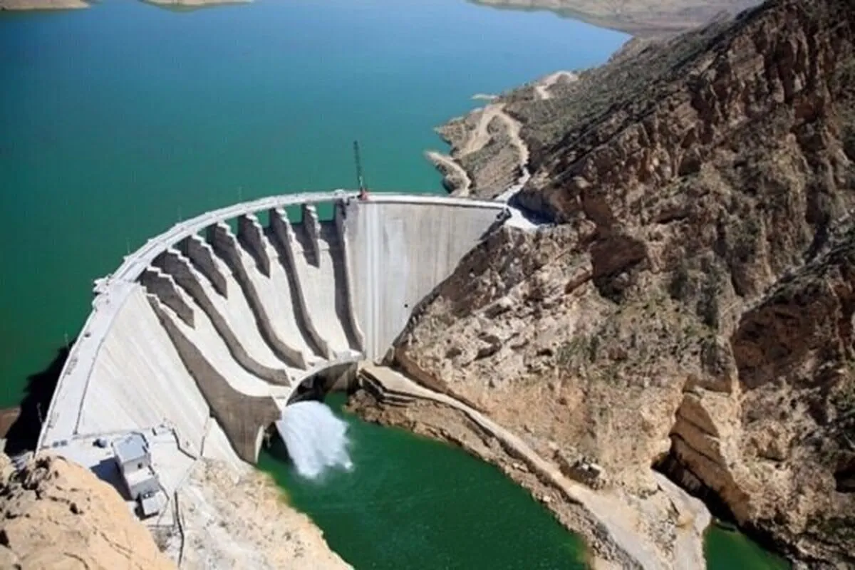 ذخایر سدهای کشور در وضعیت نامناسب قرار دارد