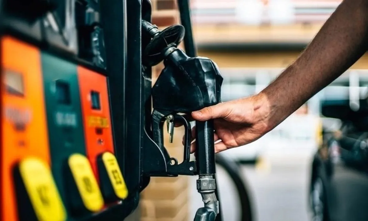 تکلیف بنزین رانندگان اسنپ و تپسی مشخص شد