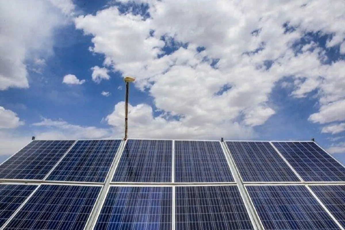 آغاز ساخت نخستین نیروگاه خورشیدی پتروپارس