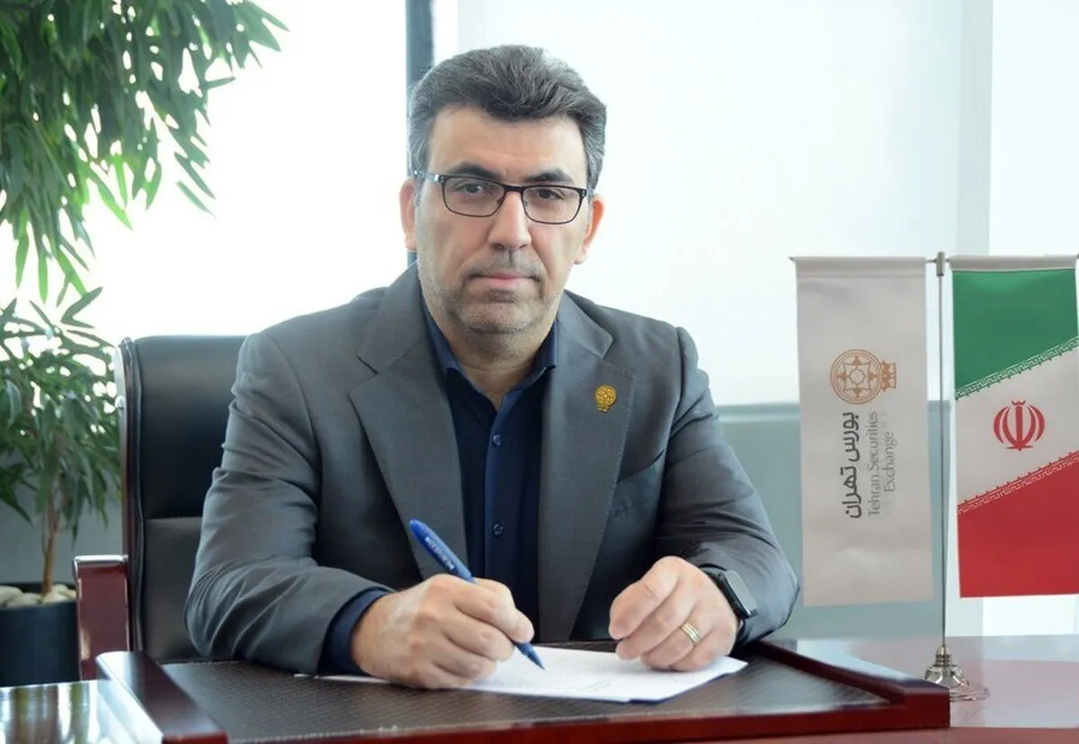 تثبیت دامنه نوسان میزان القای هیجانات به بازار را به حداقل می‌رساند