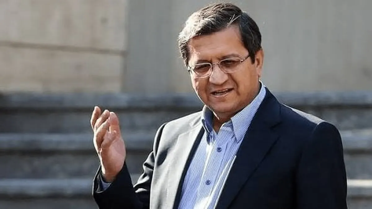 پزشکیان حکم بانک مرکزی را به همتی داد