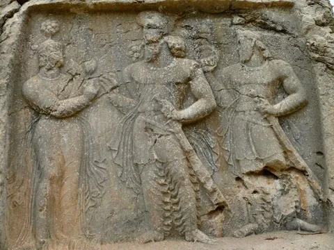 عقد آریایی از کجا آمده است؟