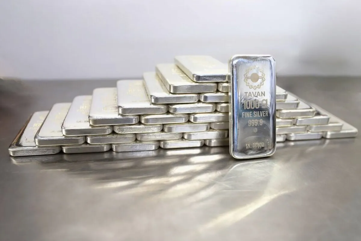 دومین محموله شمش نقره هم به خزانه بورس کالا آمد