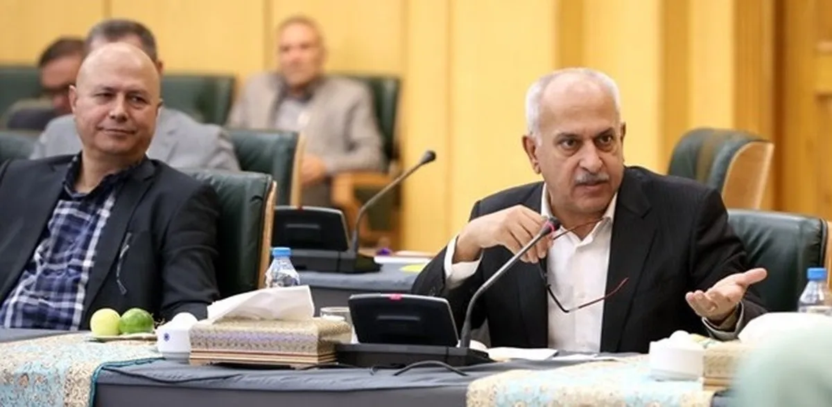 نرخ ارز ترجیحی با یک شیب ملایمی افزایش پیدا کند