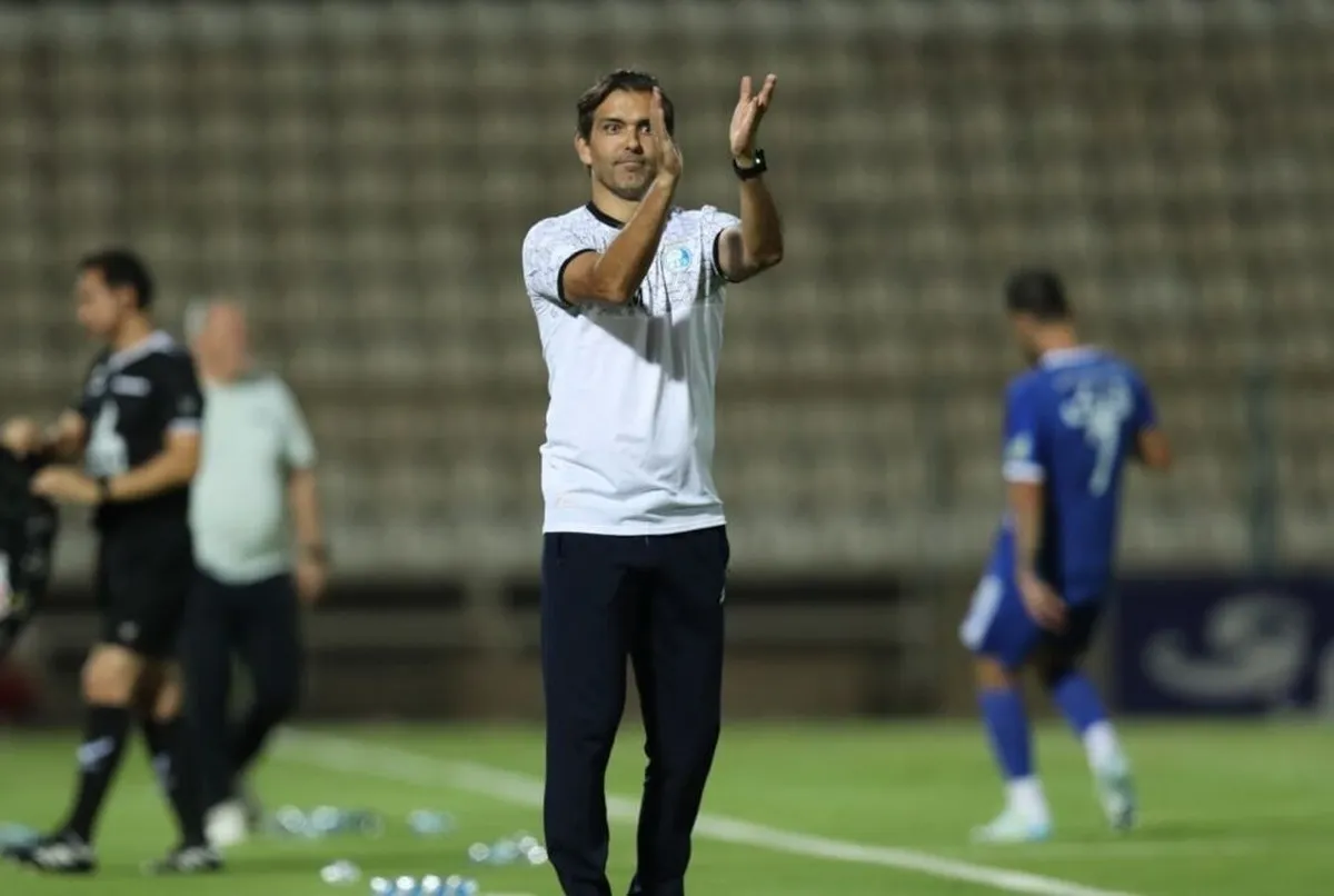 مورایس: پیروزی مقابل تراکتور، حق استقلال بود/ استراتژی بهتری داشتیم