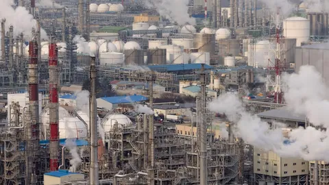 انسداد تنگه هرمز، واحدهای پتروشیمی در آسیا را به تعطیلی کشاند