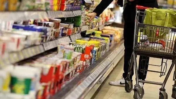 رییس اتاق اصناف ایران: هیچ کمبودی در کالاهای اساسی نداریم