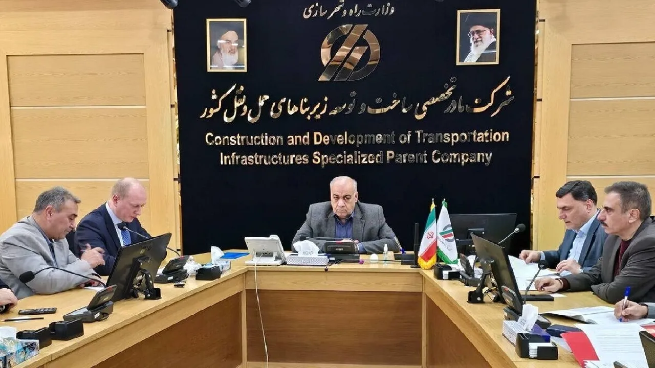 ادامه مذاکرات ایران و روسیه با محوریت طرح راه‌آهن رشت- آستارا