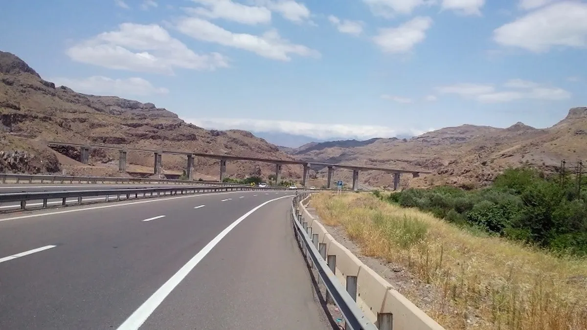 وزارت راه: رقم عوارضی آزادراه شیراز-اصفهان منطقی و قانونی است