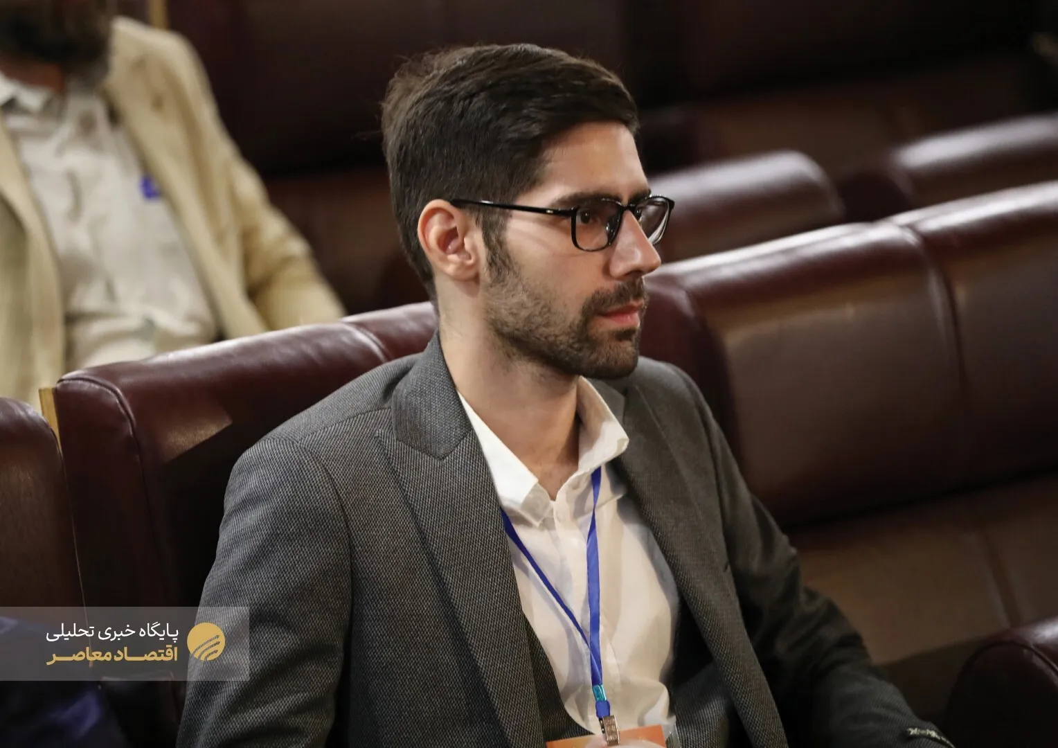 عصر امروز، مراسم همایش روز ملی تجارت الکترونیک با حضور محمدصادق مفتح، قائم مقام وزیر صمت در امور بازرگانی، محمد امین کلاهدوزان، سرپرست مرکز توسعه تجارت الکترونیکی، علیرضا شاه‌میرزایی،  معاون تجارت و خدمات وزارت صمت و جمعی از فعالان اقتصاد الکترونیک برگزار شد.
همچنین در این مراسم از تعدادی از کسب و کارهای موفق حوزه اقتصاد الکترونیک تقدیر شد.