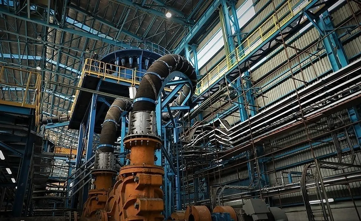 رئیس انجمن سنگ‌آهن: مشکل فولاد خاموشی‌هاست، نه صادرات!